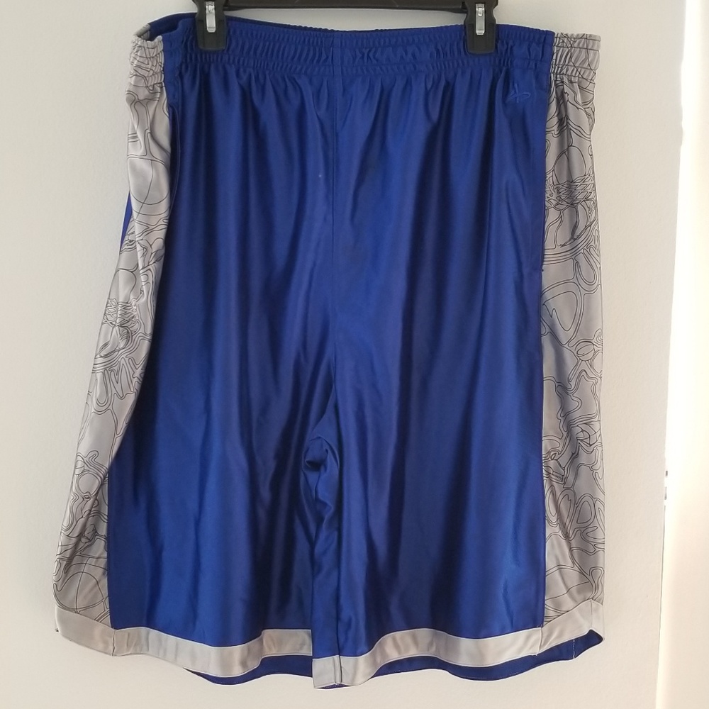 Men's basketball shorts